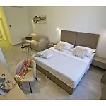 Luxury Pino Гостевой дом Сплит