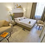 Luxury Pino 4* Сплит