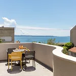Luxury Pino 4* Сплит