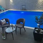 Luxury Pino 4* Сплит
