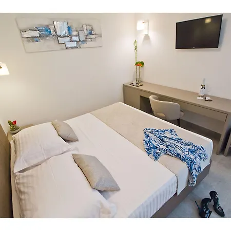 Luxury Pino Σπλιτ