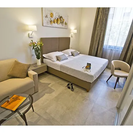 Luxury Pino 4* Σπλιτ