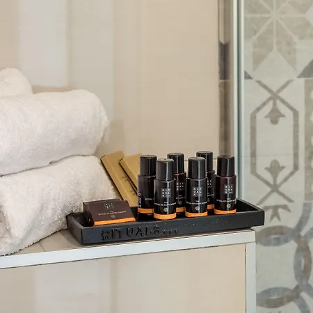 Luxury Pino Πανσιόν Σπλιτ