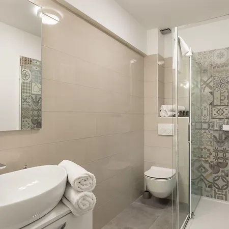 Luxury Pino Πανσιόν