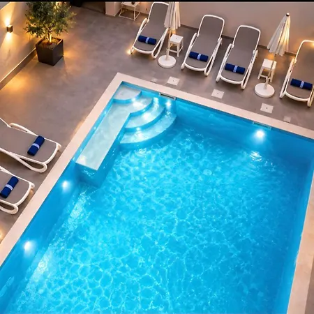 Luxury Pino Affittacamere 4*