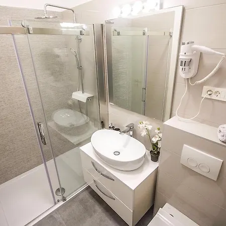 Guest house Luxury Pino 4*
