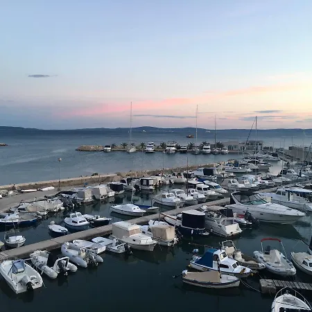 Πανσιόν Luxury Pino 4*