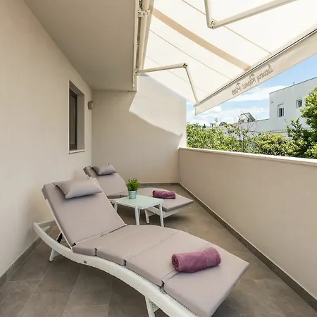 Luxury Pino Guest house