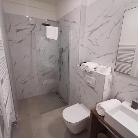 Gasthuis Luxury Pino 4*