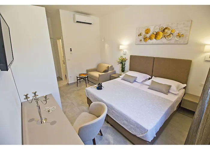 Guest house Luxury Pino 4*