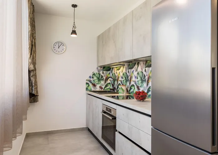 Luxury Pino Guest house 4*