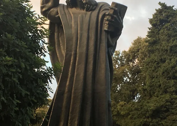 Luxury Pino Guest house 4*