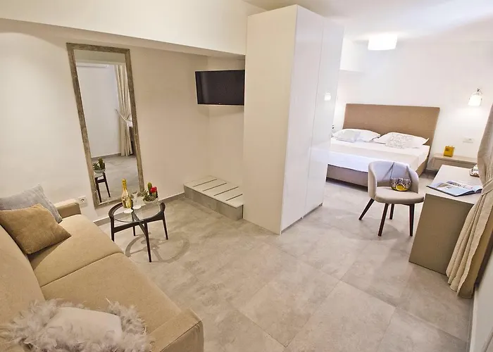 Guest house Luxury Pino 4*