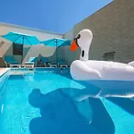 Luxury Pino Guest house