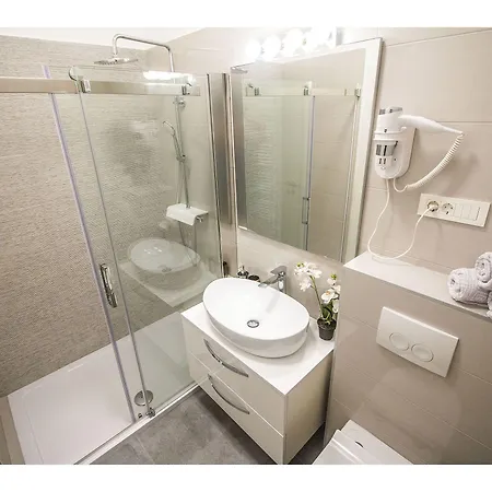 Pensión Luxury Pino